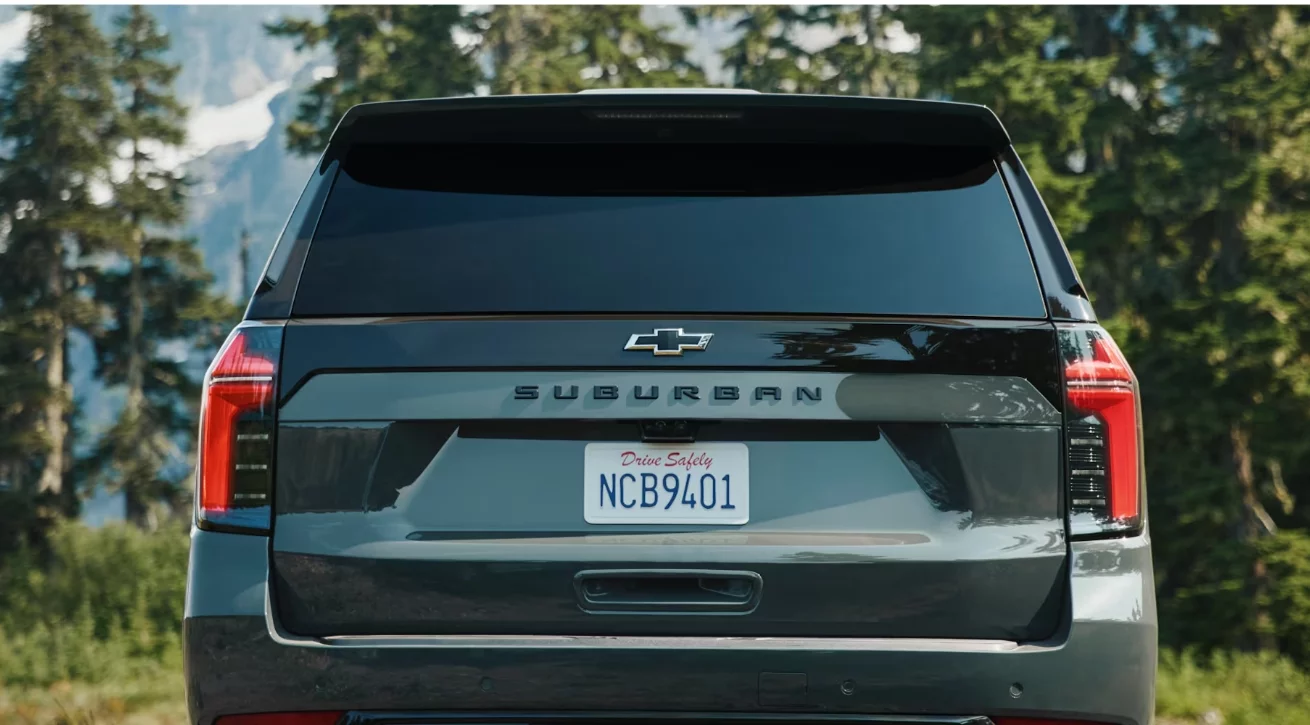 Chevrolet Suburban Research in Akron, OH | Chevrolet Dealer | Serra ...