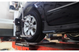 4 Wheel Alignment