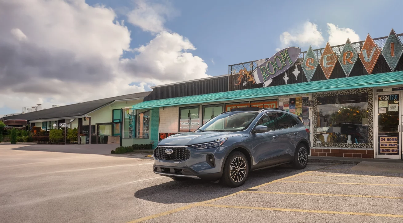 Ford Escape Research in Rochelle, IL | Ford Dealer | Prescott Brothers ...