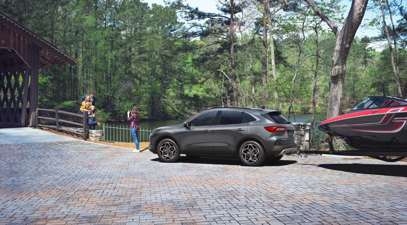 Ford Escape Research in Rochelle, IL | Ford Dealer | Prescott Brothers ...
