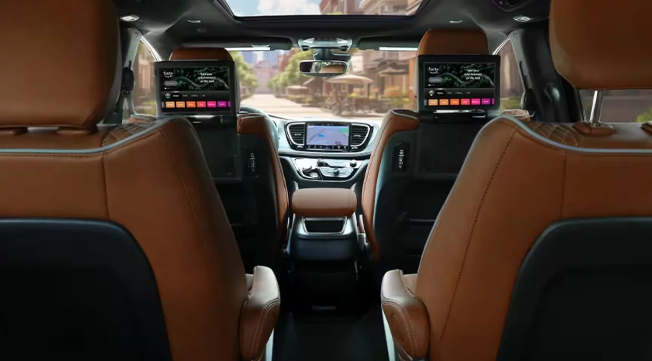 Chrysler Pacifica Research in Sauk City, WI | Chrysler Dealer | Kayser ...