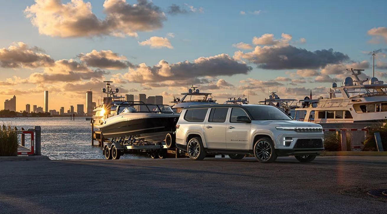 New Jeep & RAM Vehicles Near Mendon, MA