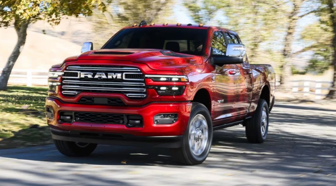 RAM 1500 vs RAM 2500 contractor truck comparison near Boston MA