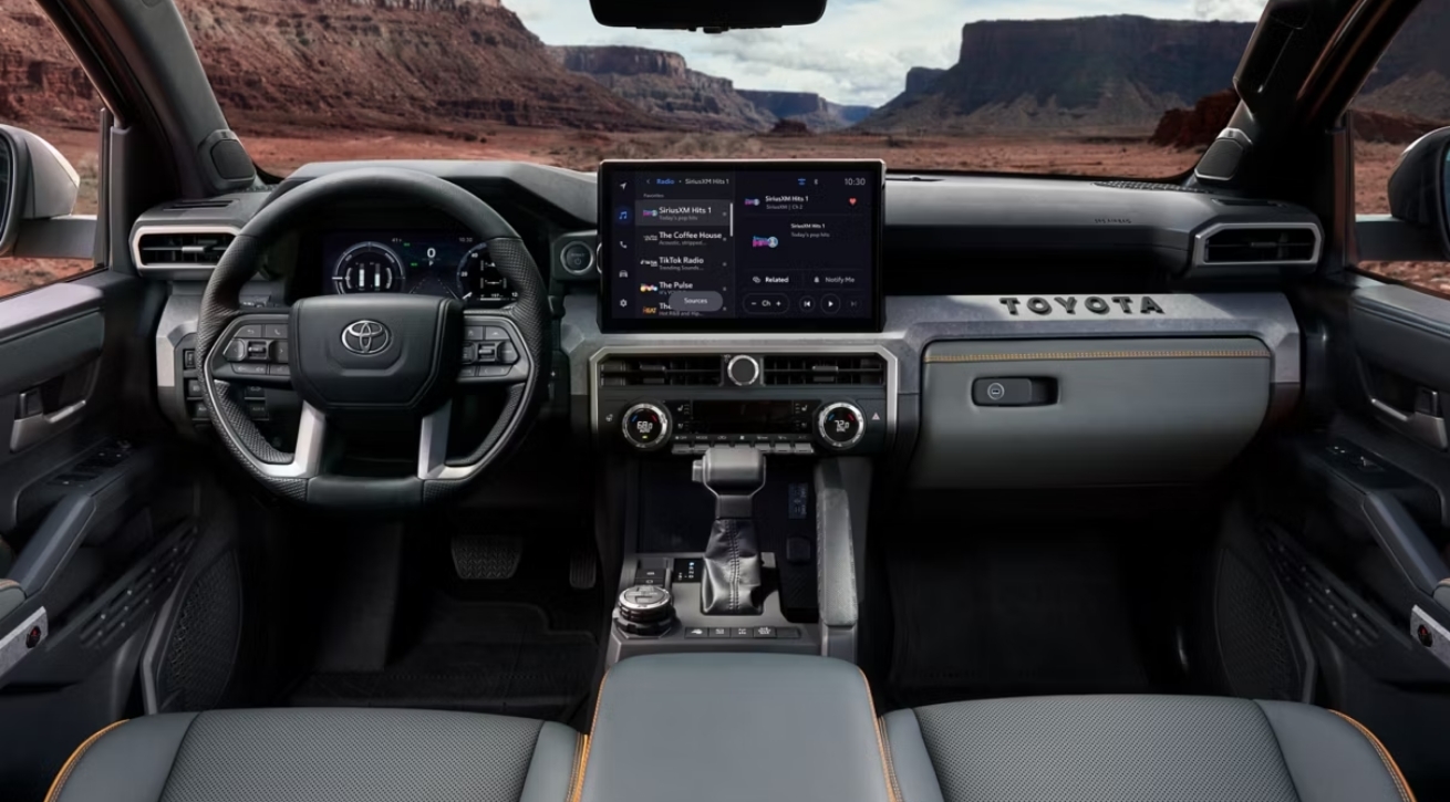 Toyota dealership near Clarksville TN