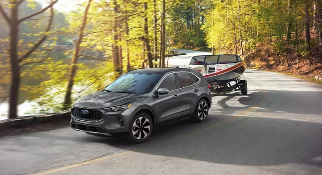 2025 ford escape towing a boat